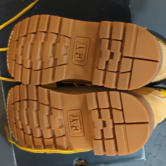 NEW. Caterpillar Second Shift Work Boots - Picture 6 of 8